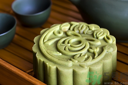 月餅的保質(zhì)期一般是多久?月餅過(guò)期10天還能吃嗎