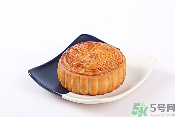 沒(méi)吃完過(guò)夜的月餅?zāi)艹詥?？吃月餅的注意事?xiàng)