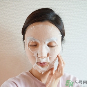 桃淑屋水光面膜和jayjun水光面膜哪個(gè)好？