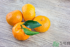 吃橘子容易上火嗎？吃橘子能清火嗎？