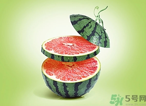 凍成冰的西瓜能吃嗎？吃西瓜拉肚子是怎么回事？