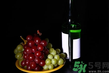 紅酒開瓶器怎么用？沒有開瓶器怎么開紅酒？