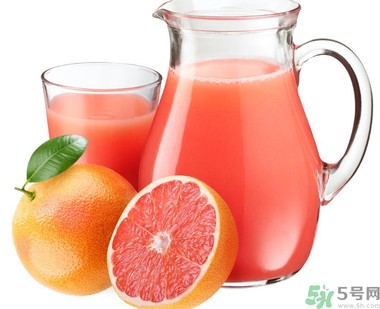 西柚怎么吃？西柚和什么榨汁好喝？