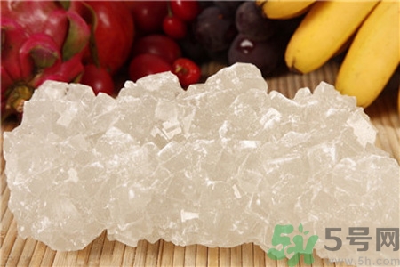 冰糖和白糖紅糖有什么區(qū)別？冰糖和普通糖有什么區(qū)別？