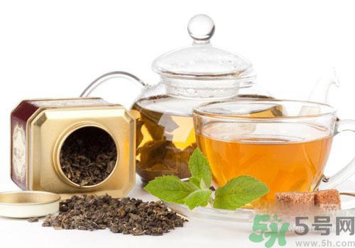 發(fā)燒可以喝茶嗎？發(fā)燒喝什么茶比較好？