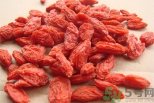 枸杞子泡酒可以壯陽嗎？枸杞子泡酒有副作用嗎？