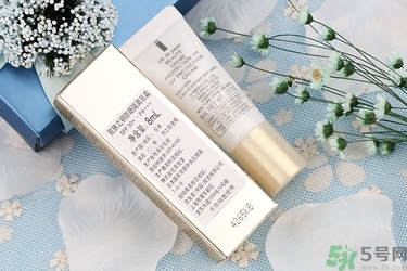 隔離霜用洗面奶能洗掉嗎？涂隔離霜需要卸妝嗎？