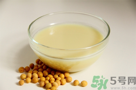豆?jié){是堿性還是酸性？豆?jié){是涼性還是熱性？