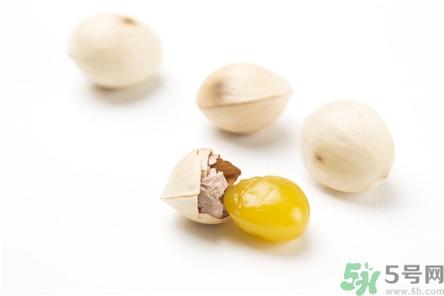 新鮮的白果怎么吃最好且有營養(yǎng)？白果怎么吃不會中毒？