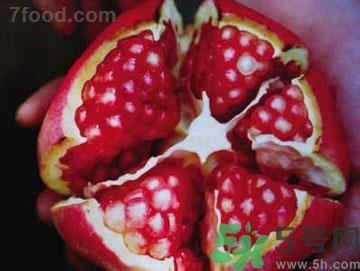 石榴里面發(fā)黑能不能吃？石榴發(fā)黑怎么辦？