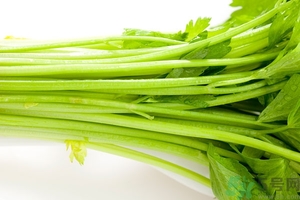 芹菜汁能去斑嗎？芹菜汁可以做面膜嗎？