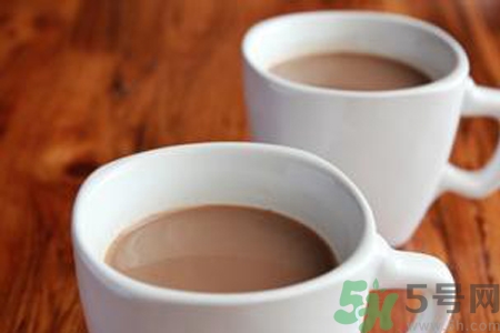為什么喝奶茶后睡不著覺？喝奶茶會失眠怎么辦？