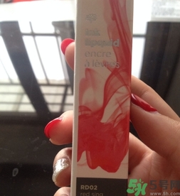 菲詩小鋪水墨絢染水潤唇彩怎么樣？菲詩小鋪唇彩好用嗎？