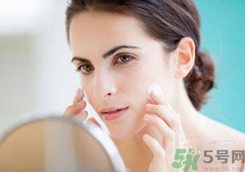 痘痘肌用什么護(hù)膚品好？痘痘肌護(hù)膚品推薦