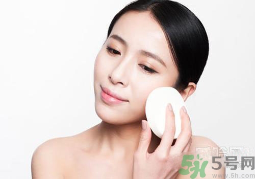 痘痘肌用什么護(hù)膚品好？痘痘肌護(hù)膚品推薦