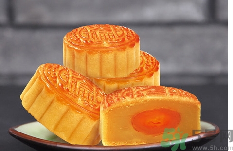蛋黃月餅好吃嗎？蛋黃月餅?zāi)膫€(gè)牌子好吃？