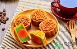 蛋黃月餅好吃嗎？蛋黃月餅?zāi)膫€(gè)牌子好吃？