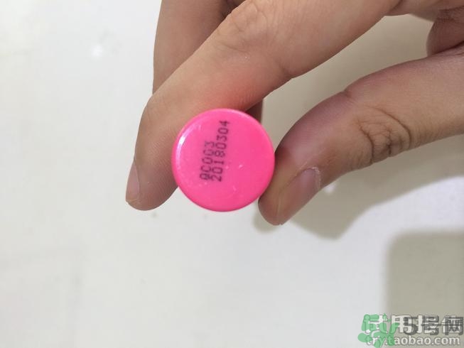 夢(mèng)妝唇膏筆怎么用?夢(mèng)妝唇膏筆使用方法。