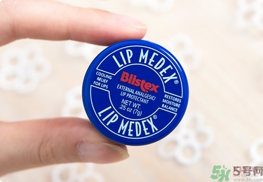Blistex碧唇小藍(lán)罐好用嗎？怎么用？
