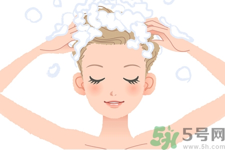 頭皮癢白醋可以洗頭嗎？頭皮癢怎么用醋洗頭？