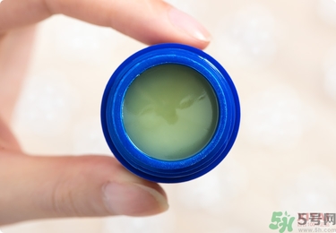 Blistex碧唇小藍(lán)罐好用嗎？怎么用？