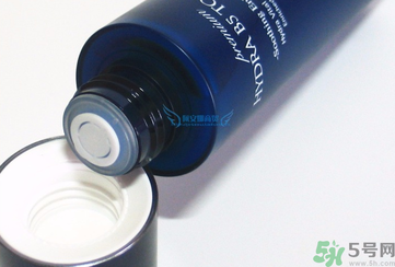 ahc水乳孕婦可以用嗎？ahc b5玻尿酸水乳適合孕婦嗎？