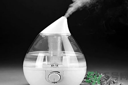 加濕器里可以加精油嗎？加濕器里可以加醋嗎？