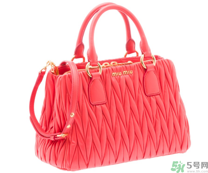miumiu是哪個(gè)國(guó)家的牌子？miumiu是prada旗下的嗎？