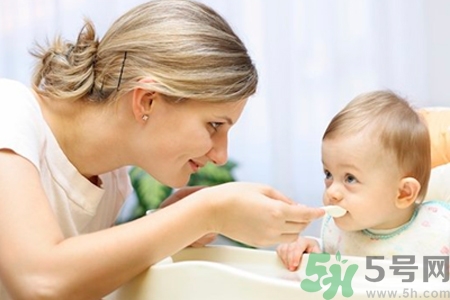 新生兒需要補鈣嗎？新生兒如何補鈣？