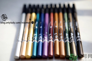 solone眼線筆怎么削？怎么推出來？