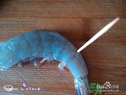 活蝦怎么處理干凈蝦線？活蝦怎么去蝦線？