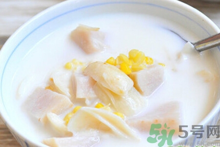 吃芋頭可以喝牛奶嗎？吃芋頭喝牛?奶有什么好處？