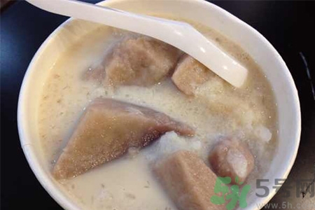 吃芋頭可以喝牛奶嗎？吃芋頭喝牛?奶有什么好處？