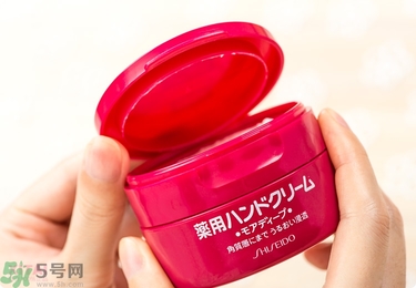 資生堂護(hù)手霜怎么樣？資生堂護(hù)手霜100g紅罐好用嗎？