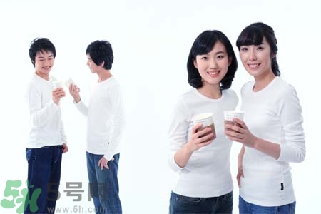 喝水能預(yù)防心血管疾病嗎？什么時(shí)候喝水對身體最好？