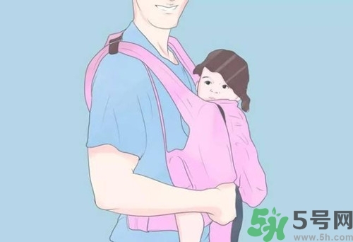 嬰兒怎么抱？嬰兒怎么抱著喂奶？