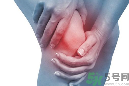 來月經(jīng)前膝蓋疼怎么回事？月經(jīng)膝蓋疼怎么辦？