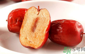 灰棗和紅棗哪種營養(yǎng)高？灰棗和紅棗的區(qū)別
