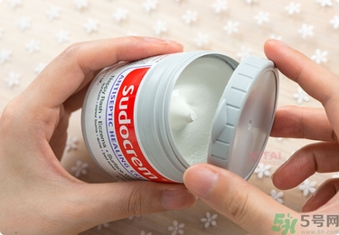 Sudocrem屁屁霜怎么用？sudocrem屁屁霜初生寶寶能用嗎？