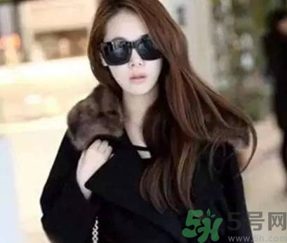 皮膚不白的人染什么顏色的頭發(fā)？頭發(fā)顏色怎么選擇？