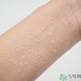 露娜luna氣墊粉底好不好用？luna氣墊bb好用嗎？