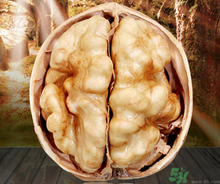 紙皮核桃和薄皮核桃的區(qū)別？紙皮核桃和薄皮核桃哪個好？