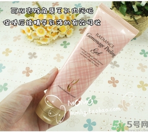 ahc去角質(zhì)啫喱怎么樣？ahc去角質(zhì)好用嗎？