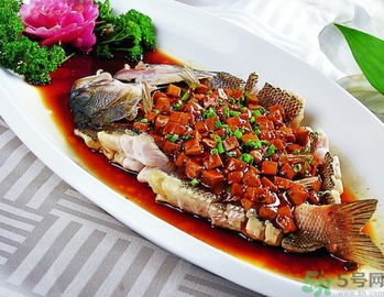 鱸魚蒸多長時(shí)間？鱸魚怎么蒸？