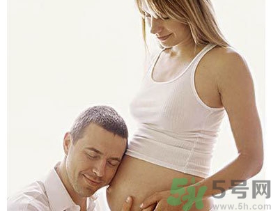 孕婦缺鈣的癥狀有哪些？孕婦缺鈣怎么補(bǔ)？