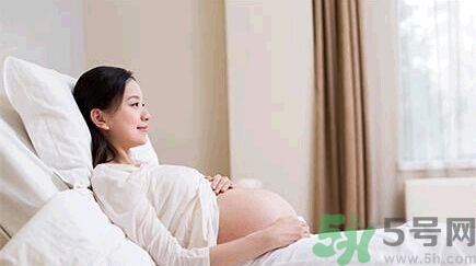 臨產(chǎn)有什么預(yù)兆？臨產(chǎn)怎么樣緩解疼痛？