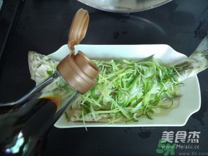 鱸魚蒸多長時(shí)間？鱸魚怎么蒸？