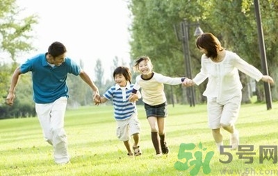 父親對(duì)孩子的影響有多大？父親對(duì)孩子的陪伴重要嗎？