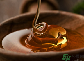 秋梨膏什么牌子好？秋梨膏什么牌子最好？