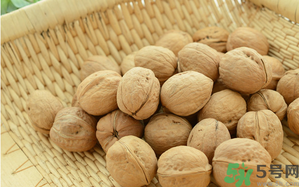 核桃一天吃幾個(gè)合適？核桃一天吃幾個(gè)最好？
